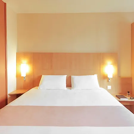 Ibis Gare Hotel
