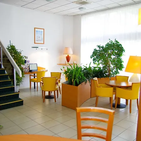 Ibis Gare 3*